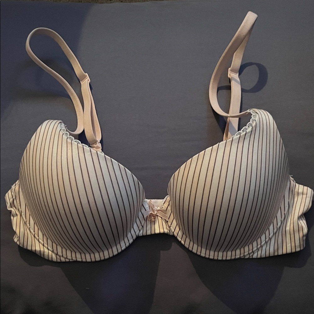 Victoria’s Secret Bra